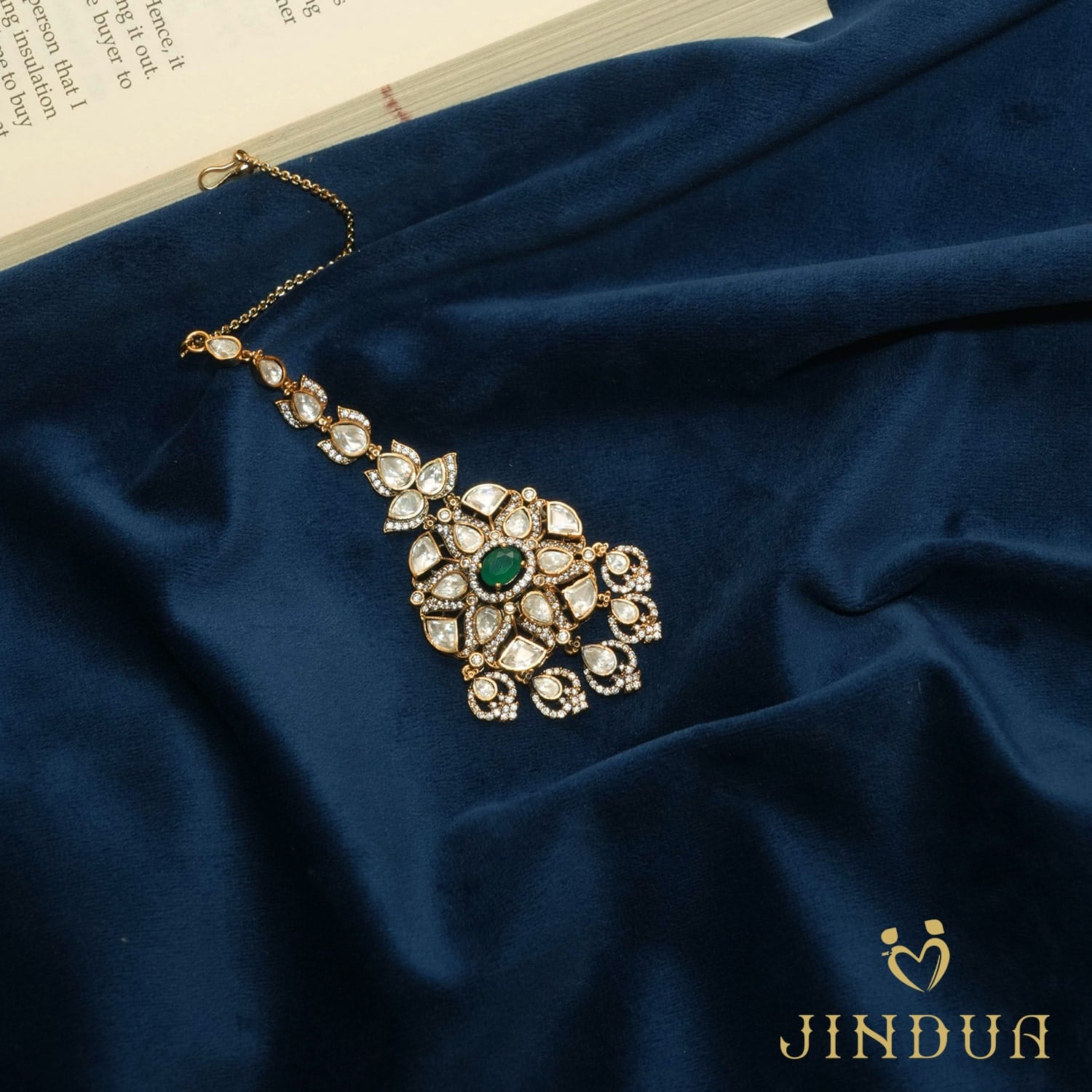 Moissanite tikka
