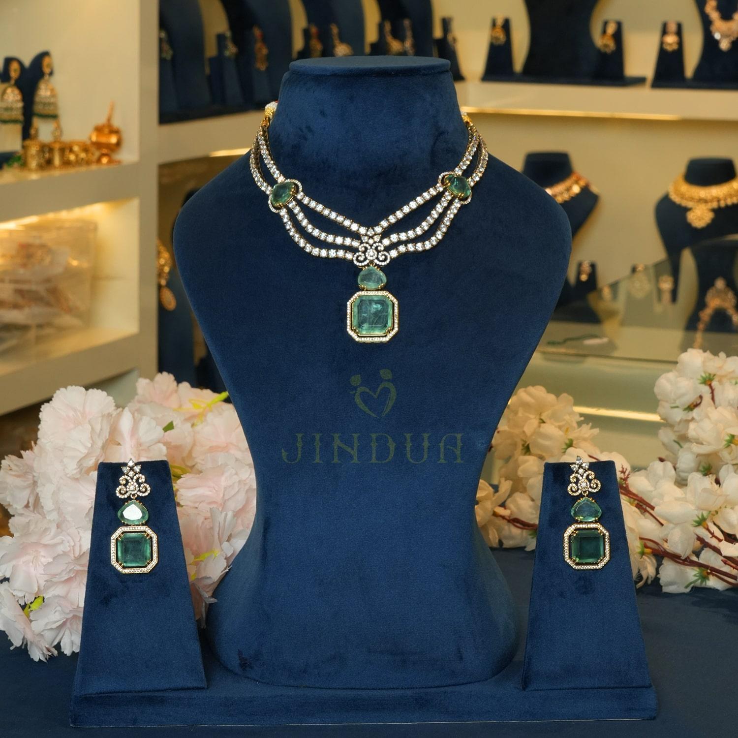 Wamiqa Wonder Moissantite Necklace