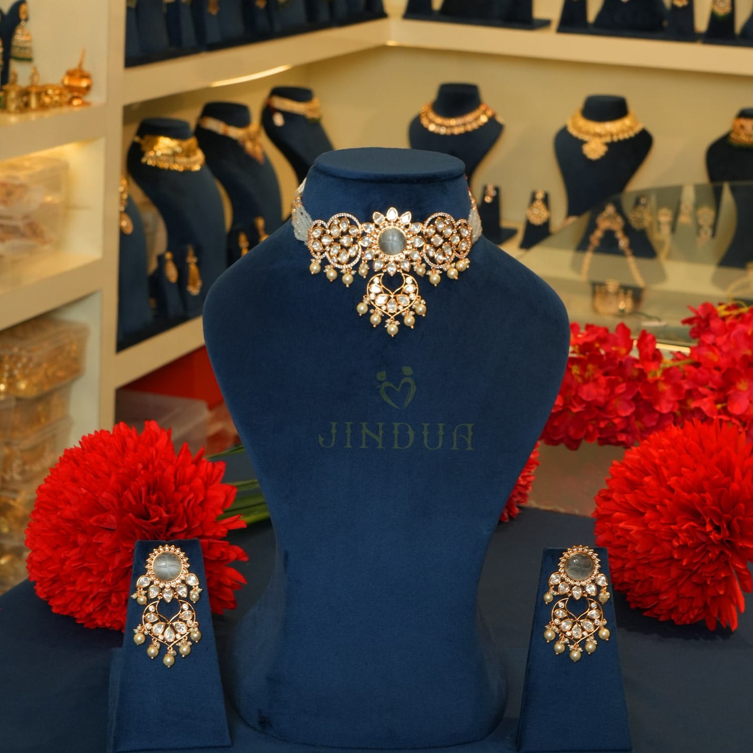 Ginni Glow Kundan Necklace