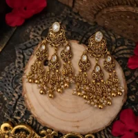 Royal grace Earring