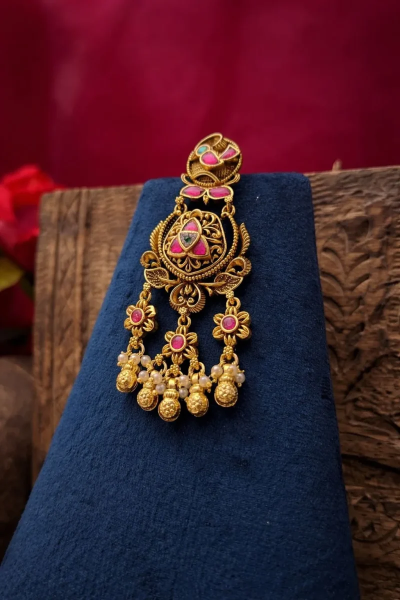 Classic charm Earring