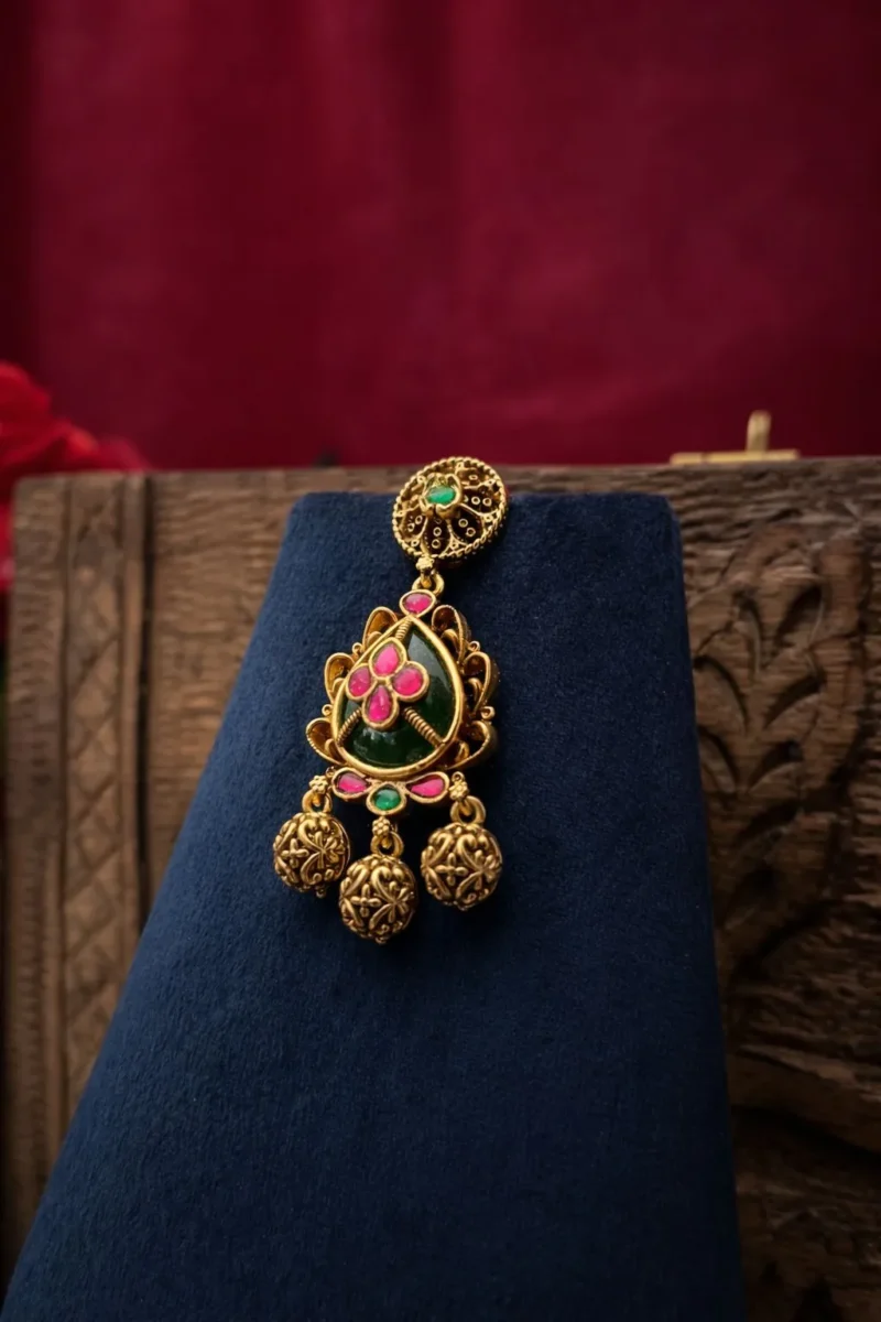 Vintage bloom Earring