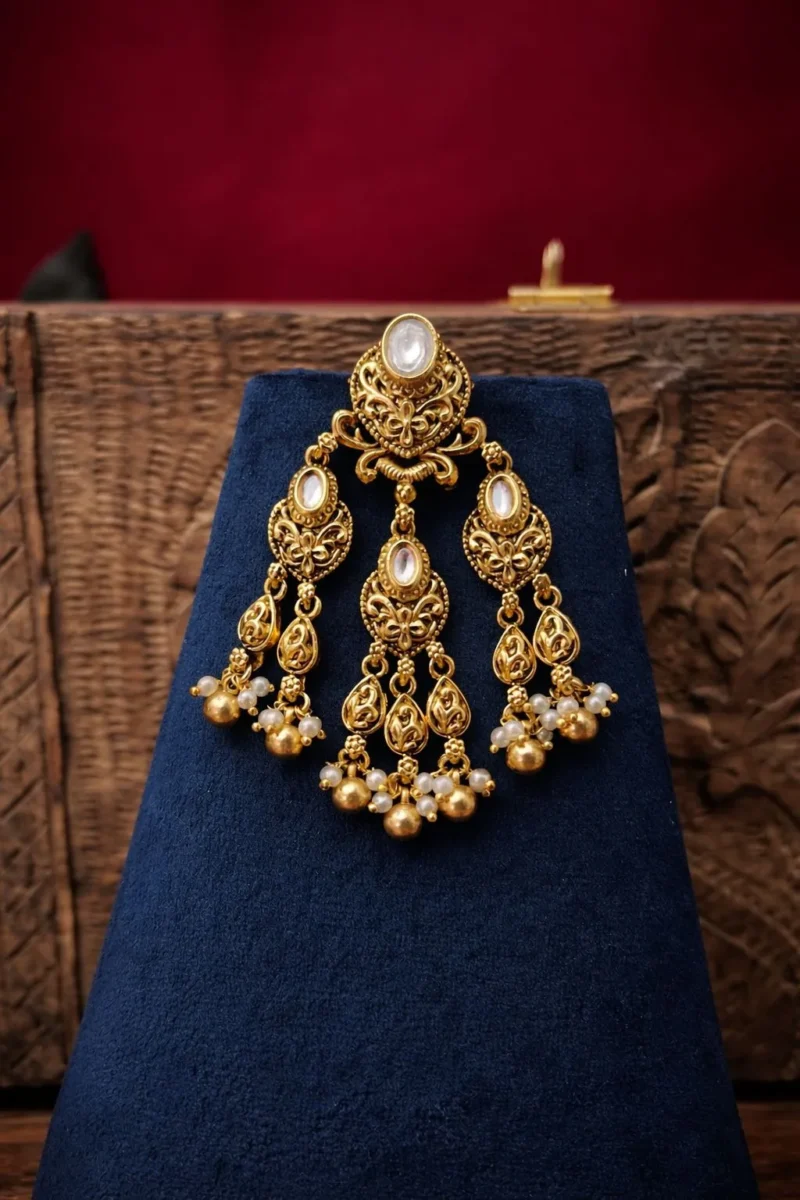 Royal grace Earring