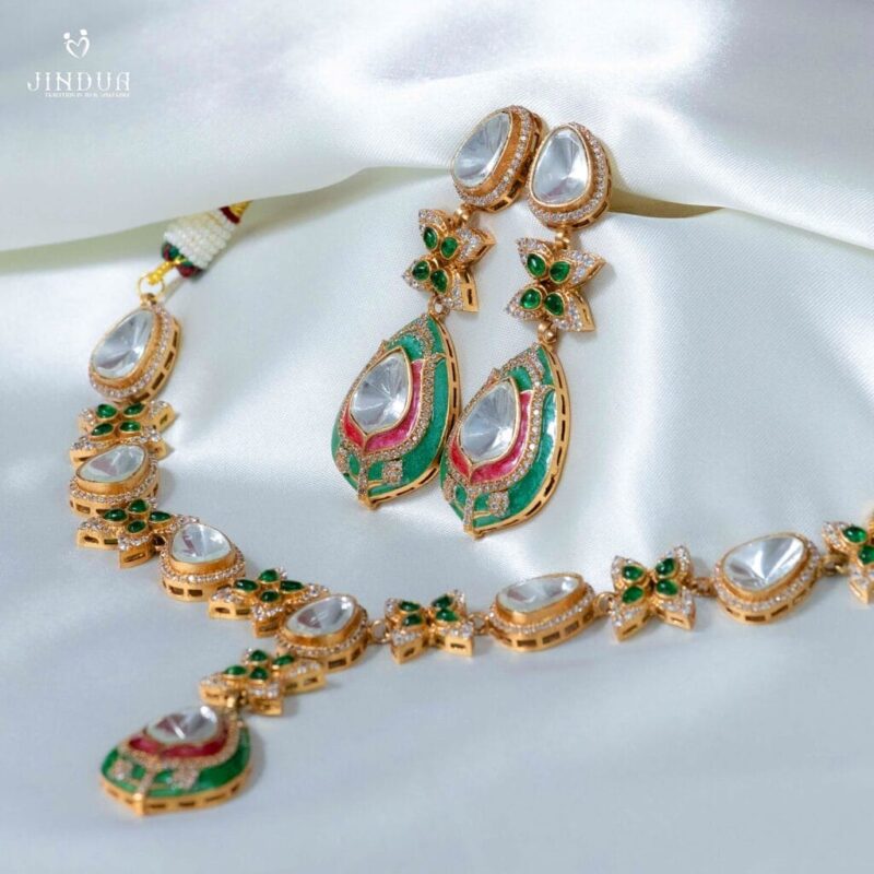 Dilruba-Moissanite Necklace