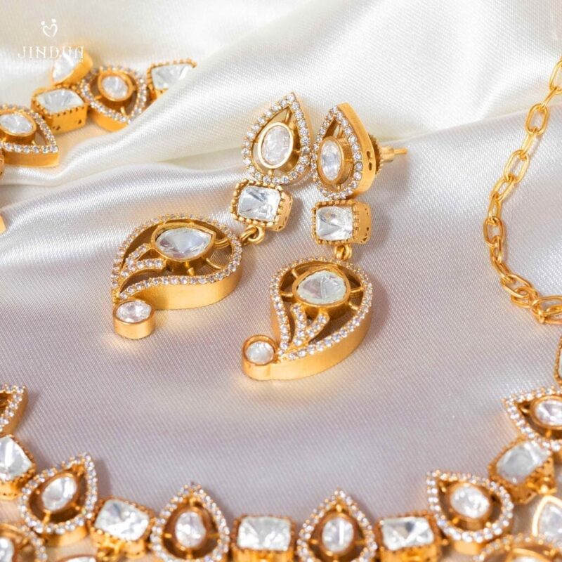 Noorika Shine Necklace