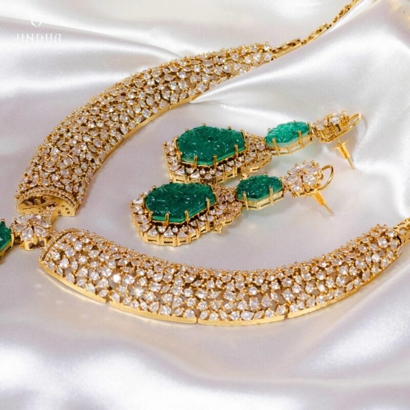 Ishita Spark Necklace