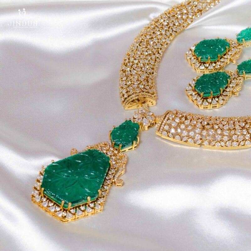 Ishita Spark Necklace