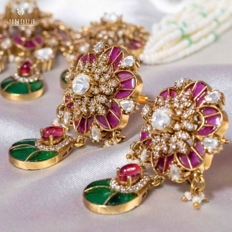 Gurkirat Glam-Pacchi Kundan Necklace