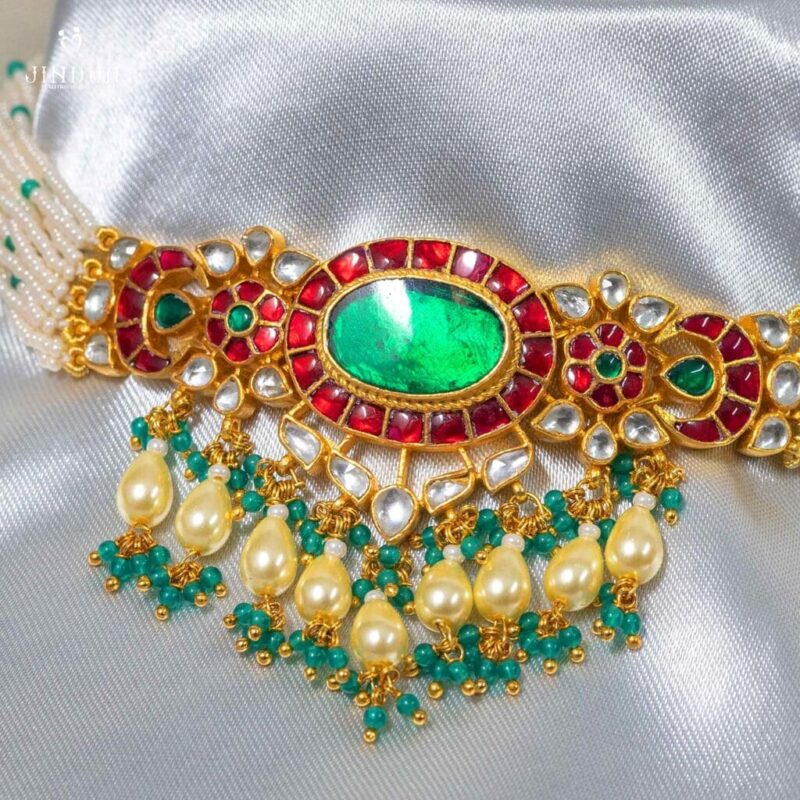 3G9A8220-min-1024x1024-1.jpg Mahira Glow-Pacchi Kundan Necklace